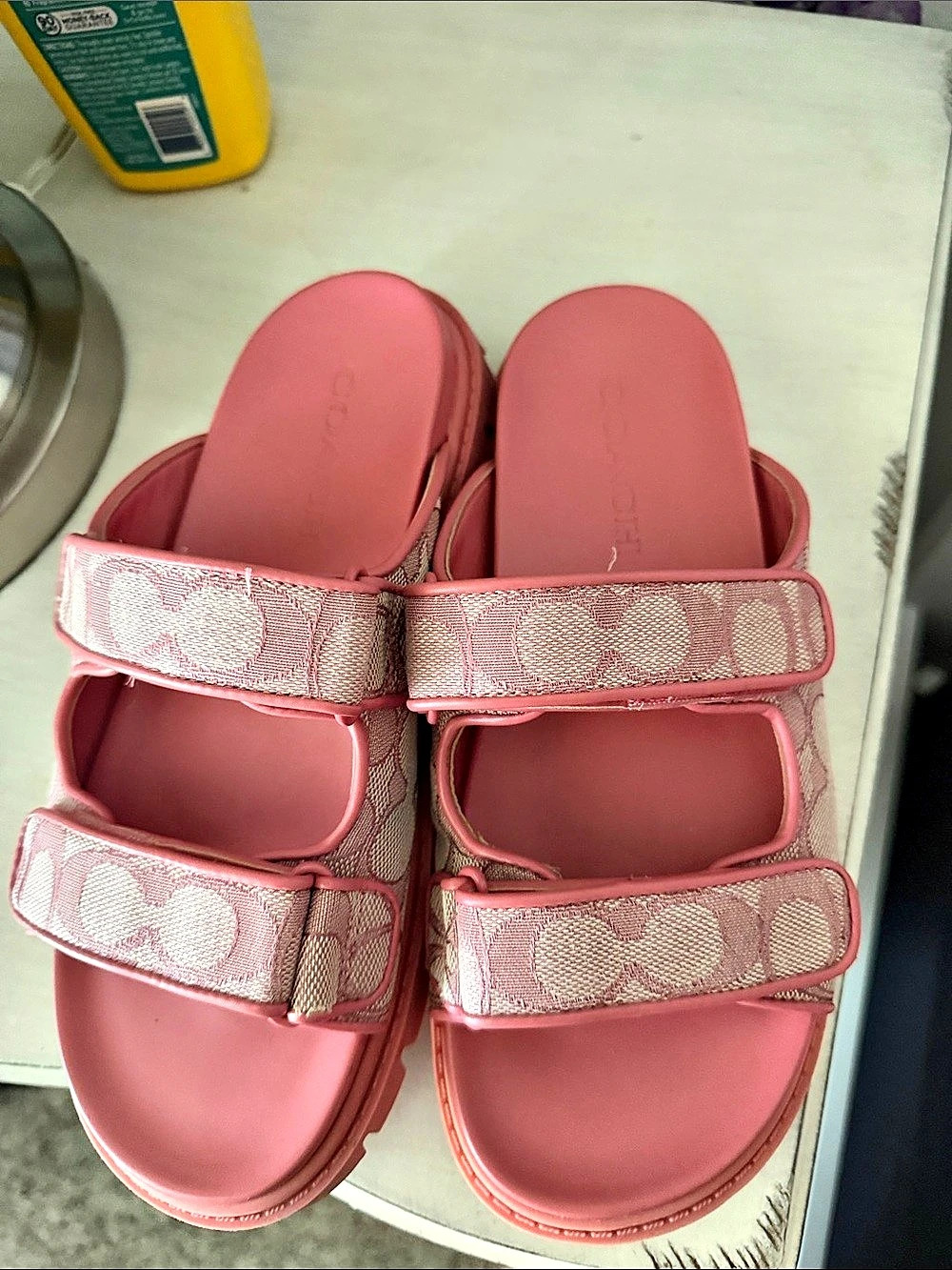 Coach CNR29 Pink Logo Sandals US 7 Like New